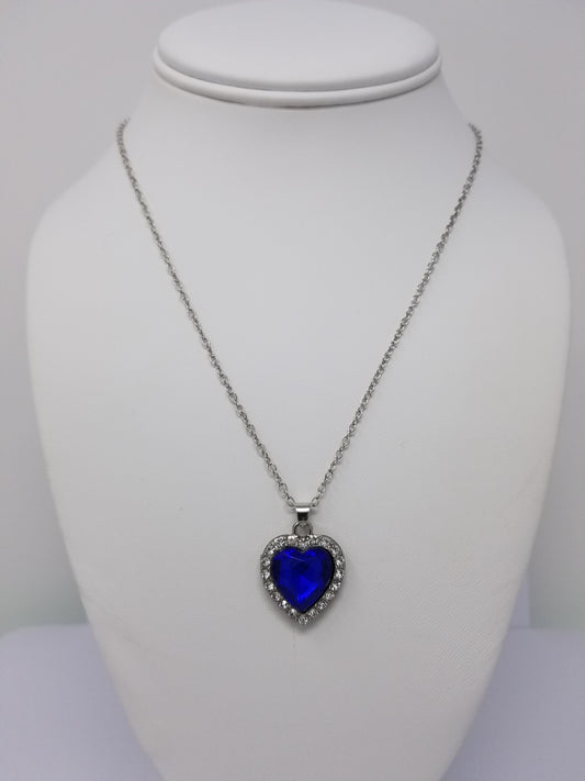 SHINING BLUE HEART NECKLACE