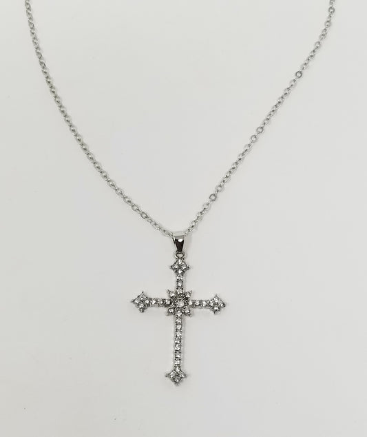 ELEGANT CROSS NECKLACE