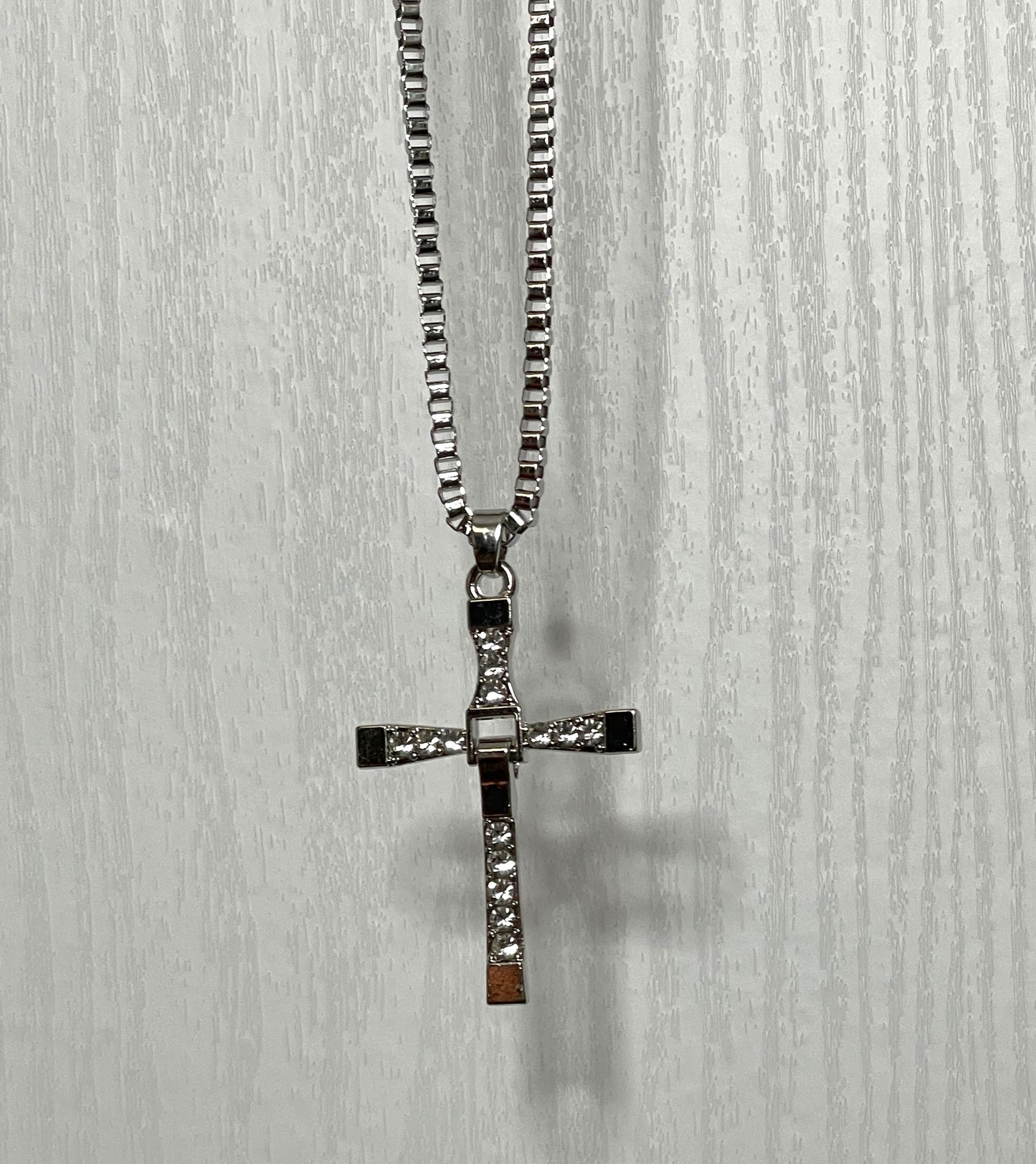 PUNK CROSS NECKLACE